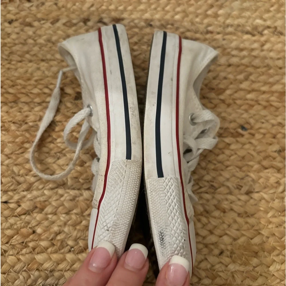 Converse‎ Chuck Taylor White Sneakers Infant Size 9